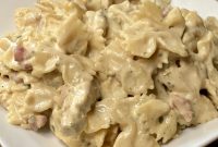 Creamy Garlic and Herb Chicken Pasta Recipe