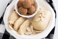 Homemade Marzipan Recipe Without Eggs or Cooking