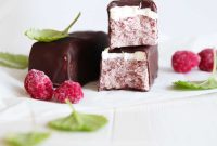 Low-Carb Raspberry Cheesecake Protein Bars (Low Sugar)