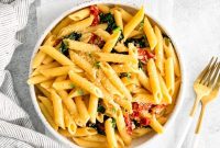 Sun-Dried Tomato and Kale Pasta Recipe