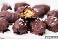Chocolate-Stuffed Medjool Dates with Nut Butter