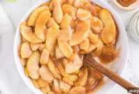 Skillet-Fried Apples with Cinnamon and Brown Sugar