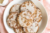 Iced Gingerbread Oatmeal Cookies (Vegan, Gluten-Free, Oil-Free)
