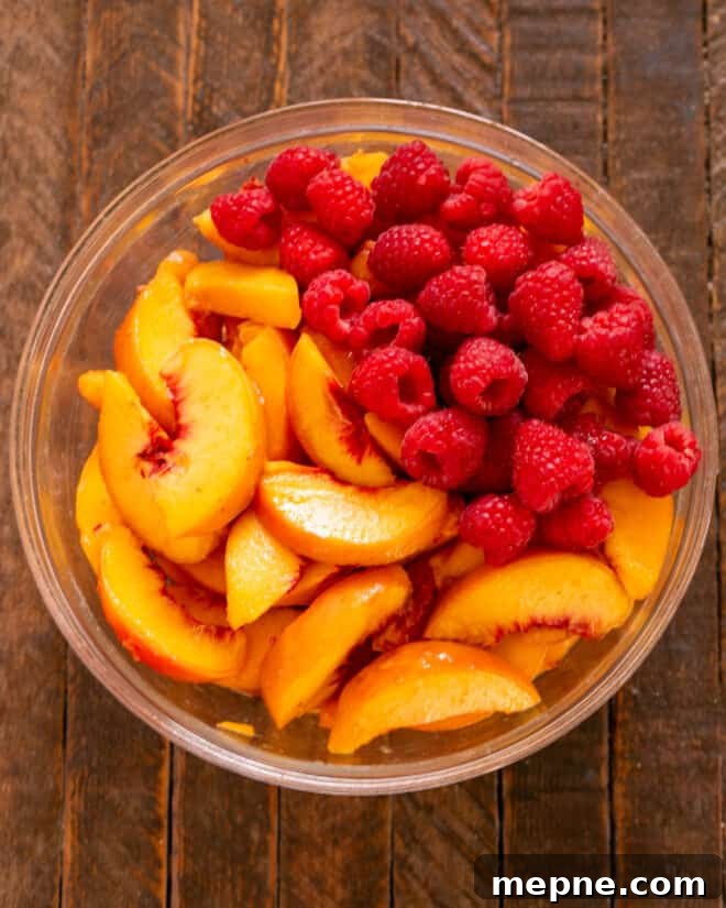 Peach Raspberry Crisp Recipe with Crunchy Oat Topping 4 img 1066 4