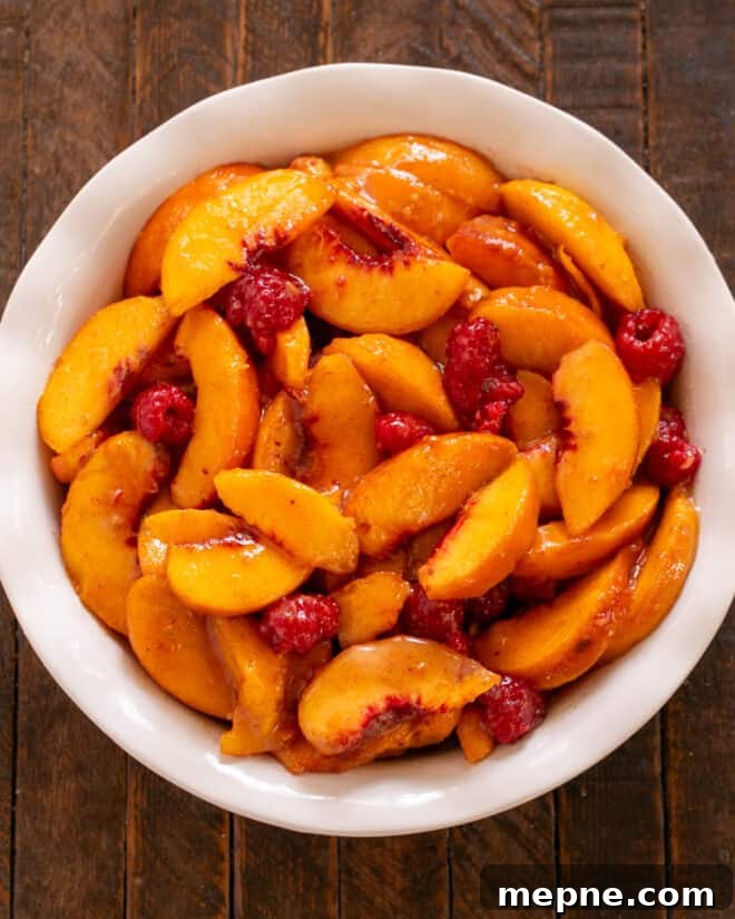 Peach Raspberry Crisp Recipe with Crunchy Oat Topping 6 img 1066 6