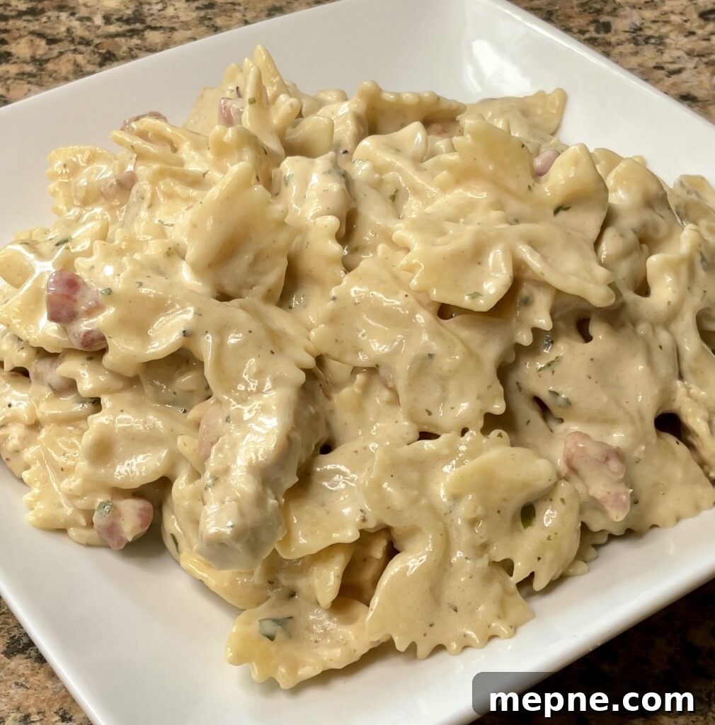 Creamy Garlic and Herb Chicken Pasta Recipe 2 Creamy Garlic and Herb Chicken Pasta