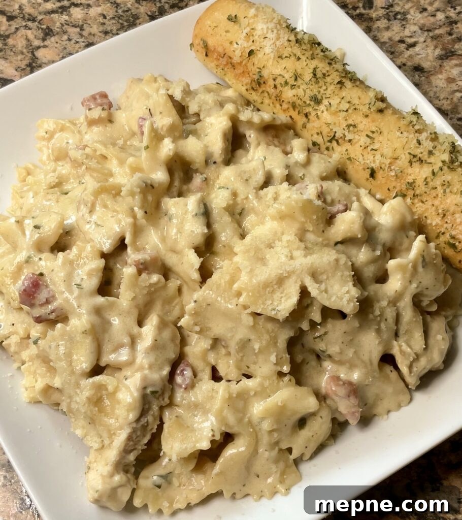 Creamy Garlic and Herb Chicken Pasta Recipe 3 Creamy Garlic and Herb Chicken Pasta