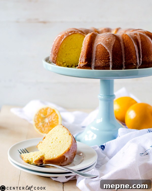 iced-meyer-lemon-pound-cake-2.jpg iced meyer lemon pound cake 2