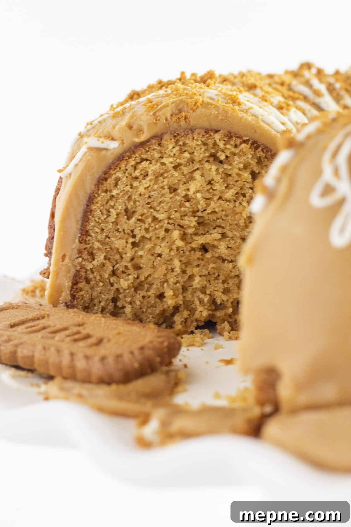 Looking inside an amazing Biscoff Cookie Butter Cake.