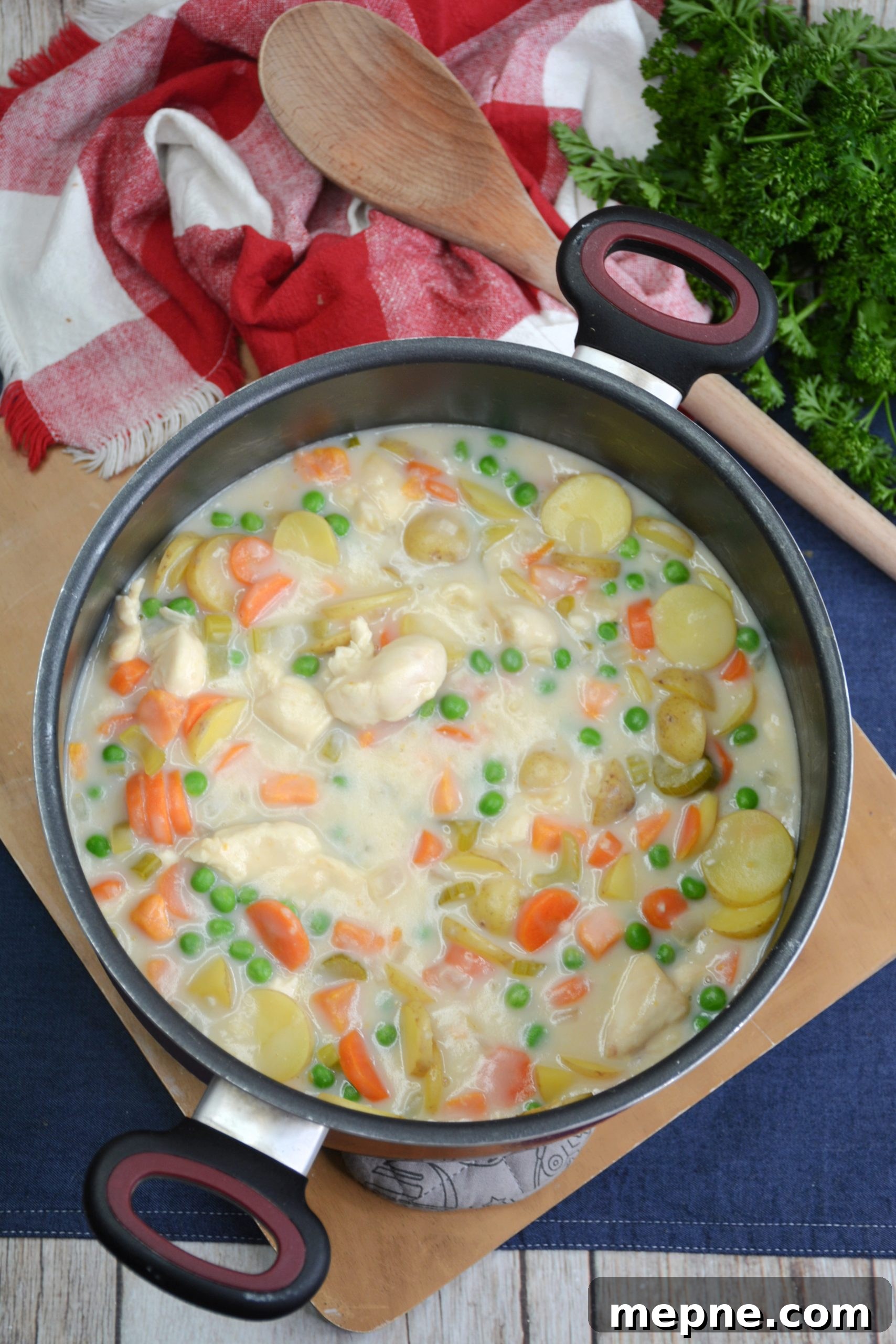 Creamy chicken pot pie filling