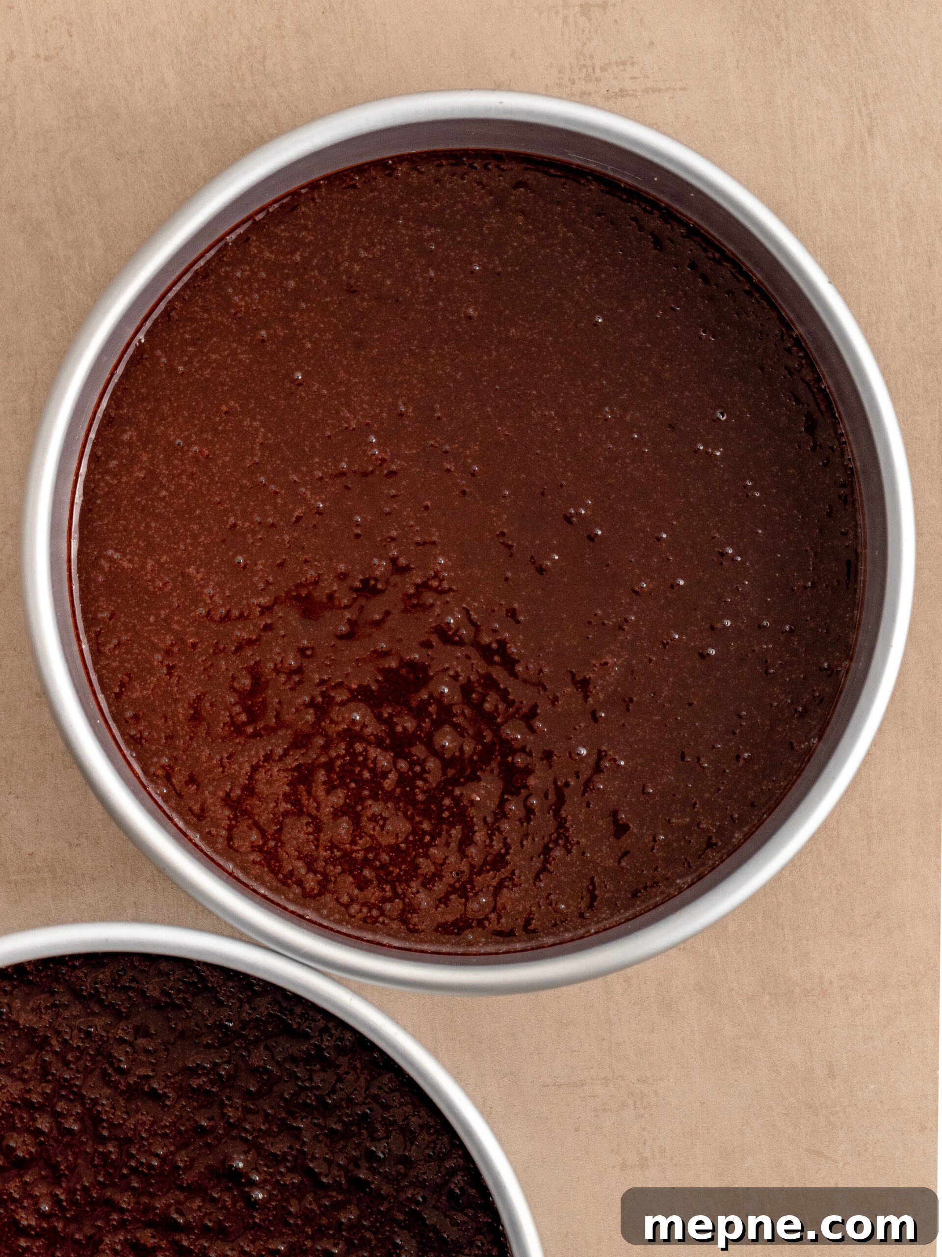 Ferrero Rocher Chocolate Hazelnut Layer Cake Recipe 6 Applying buttercream