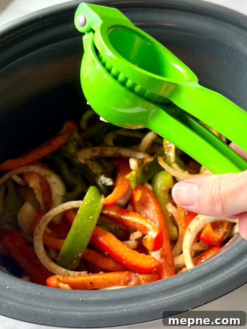 Slow Cooker Chicken Fajitas Recipe with Peppers and Onions 5 img 16365 4
