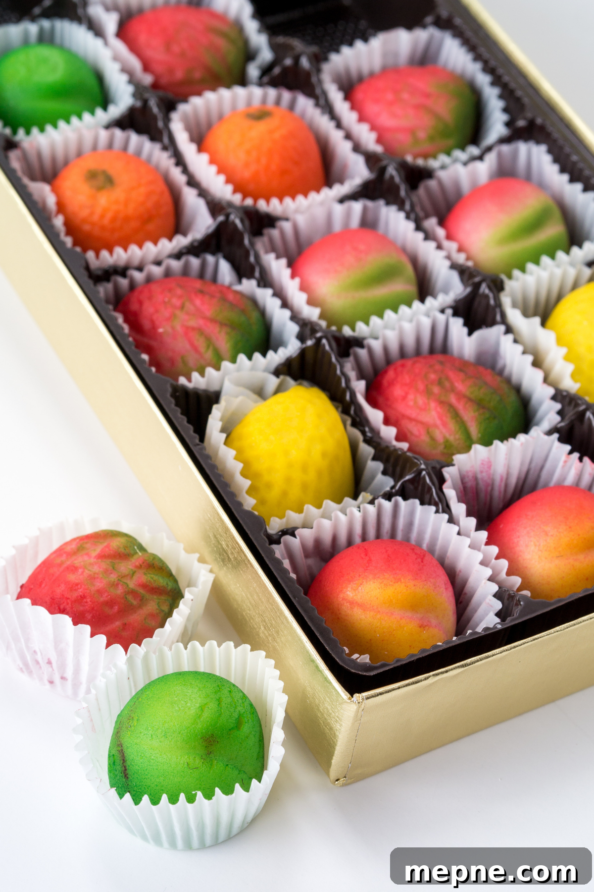 Homemade Marzipan Recipe Without Eggs or Cooking 5 Marzipan candy idea
