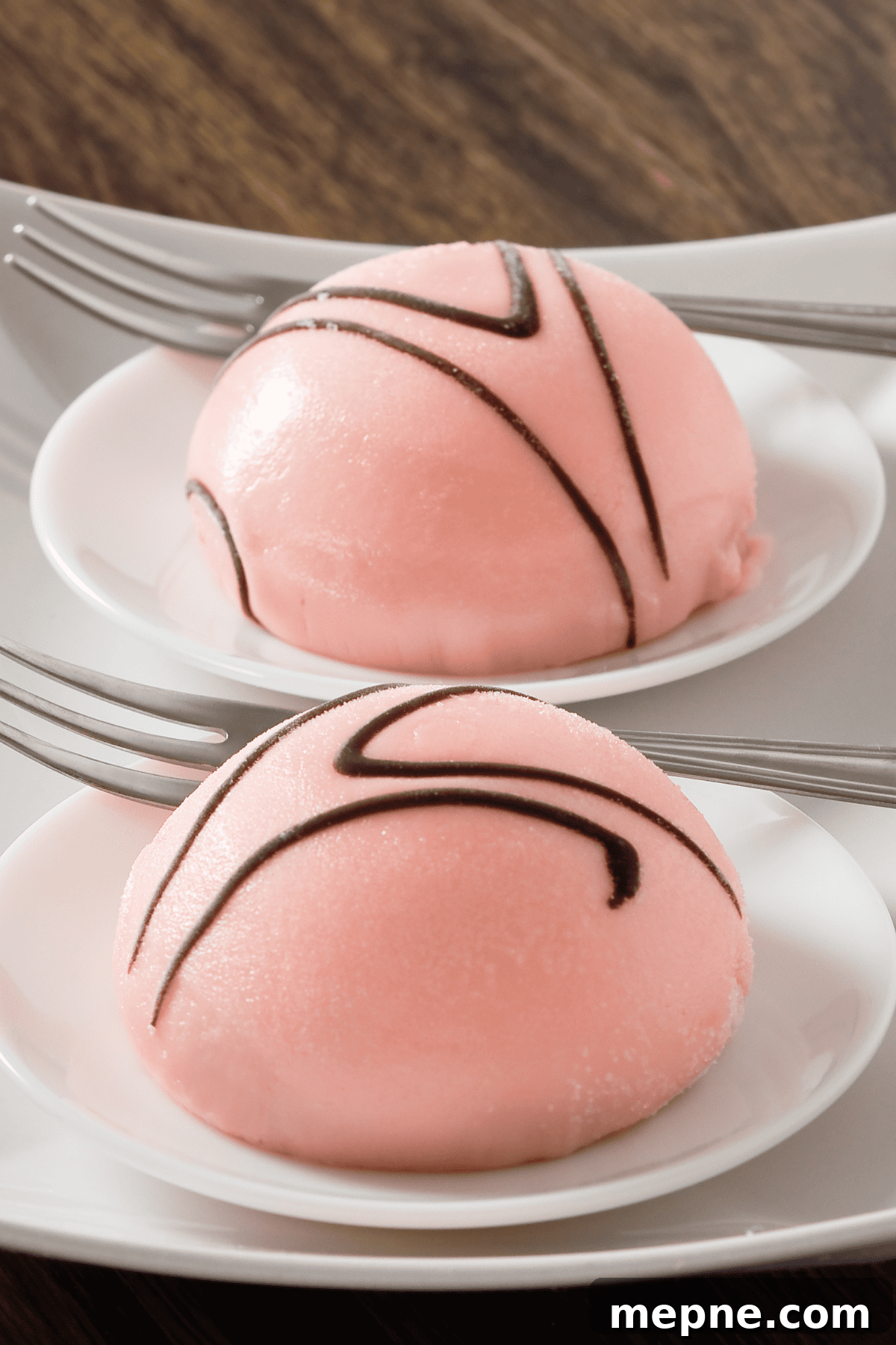 Homemade Marzipan Recipe Without Eggs or Cooking 7 Marzipan dessert idea