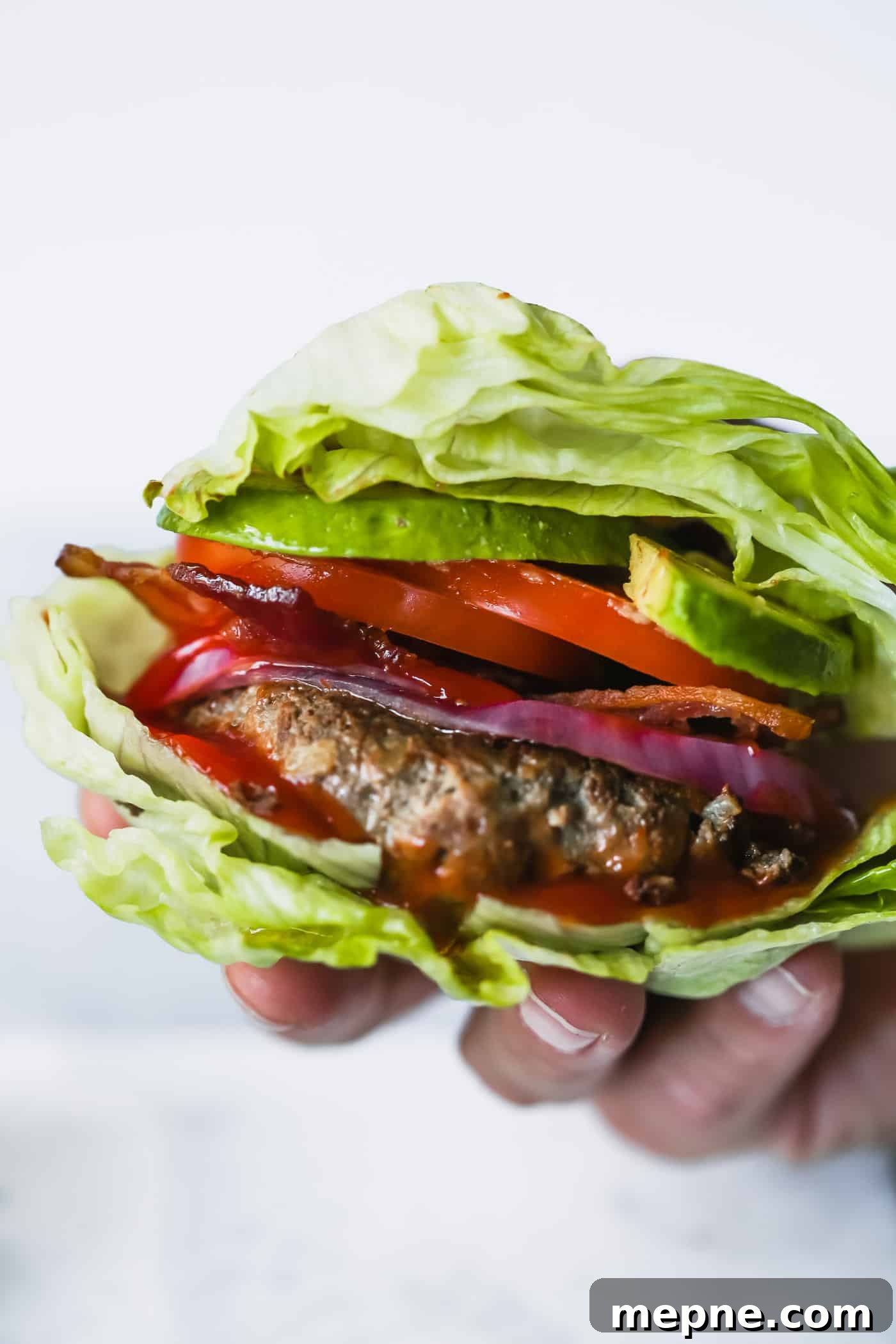 Keto Dinner Recipes: Low-Carb Ideas for Weeknights 23 close-up of a low carb burger