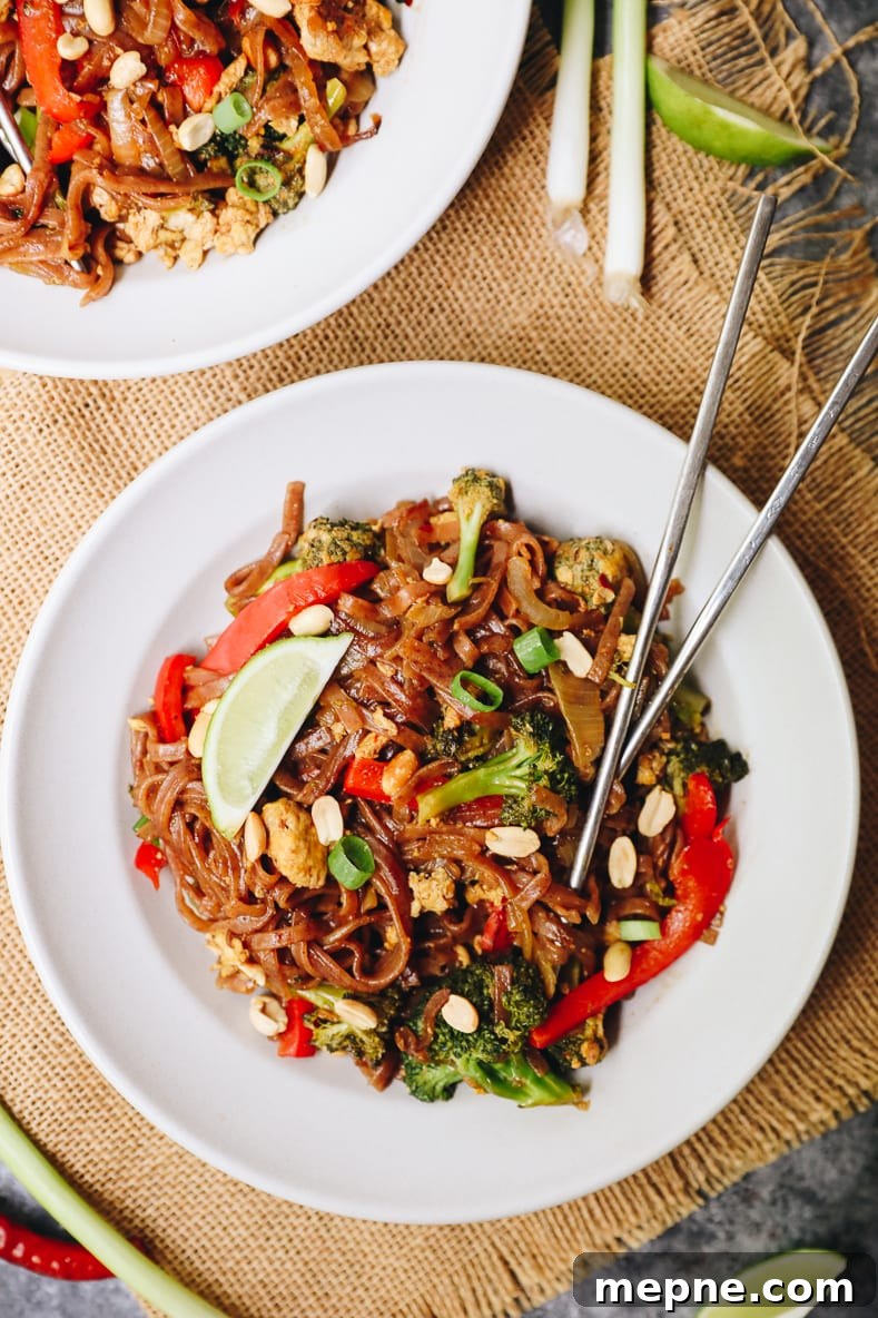 Vegetable Pad Thai with Crispy Tofu and Peanut Sauce 6 Finished Veggie Pad Thai