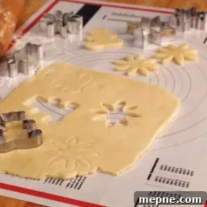 Jules' Favorite Baking Tools for Home Bakers 2 tovolo SILICONE-PRINTED-PASTRY-MAT-500x500