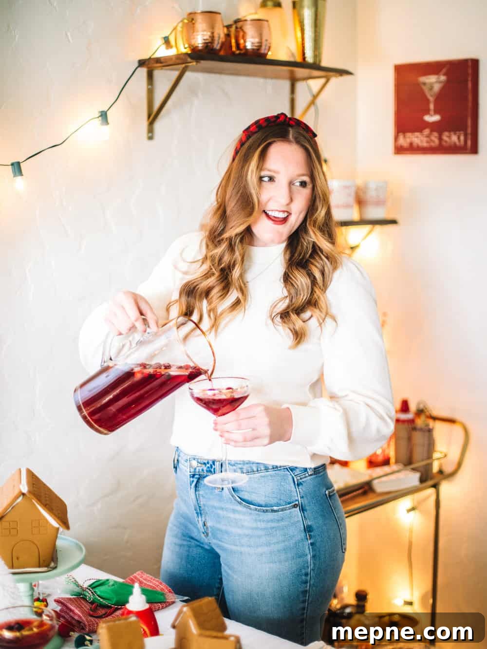 How to Host a Gingerbread House Decorating Party 4 Bowls of candy for gingerbread house decorating
