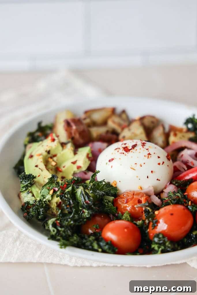 Protein Packed Breakfast Bowls for Busy Mornings 2 Healthy breakfast bowl meal prep with eggs and potatoes.