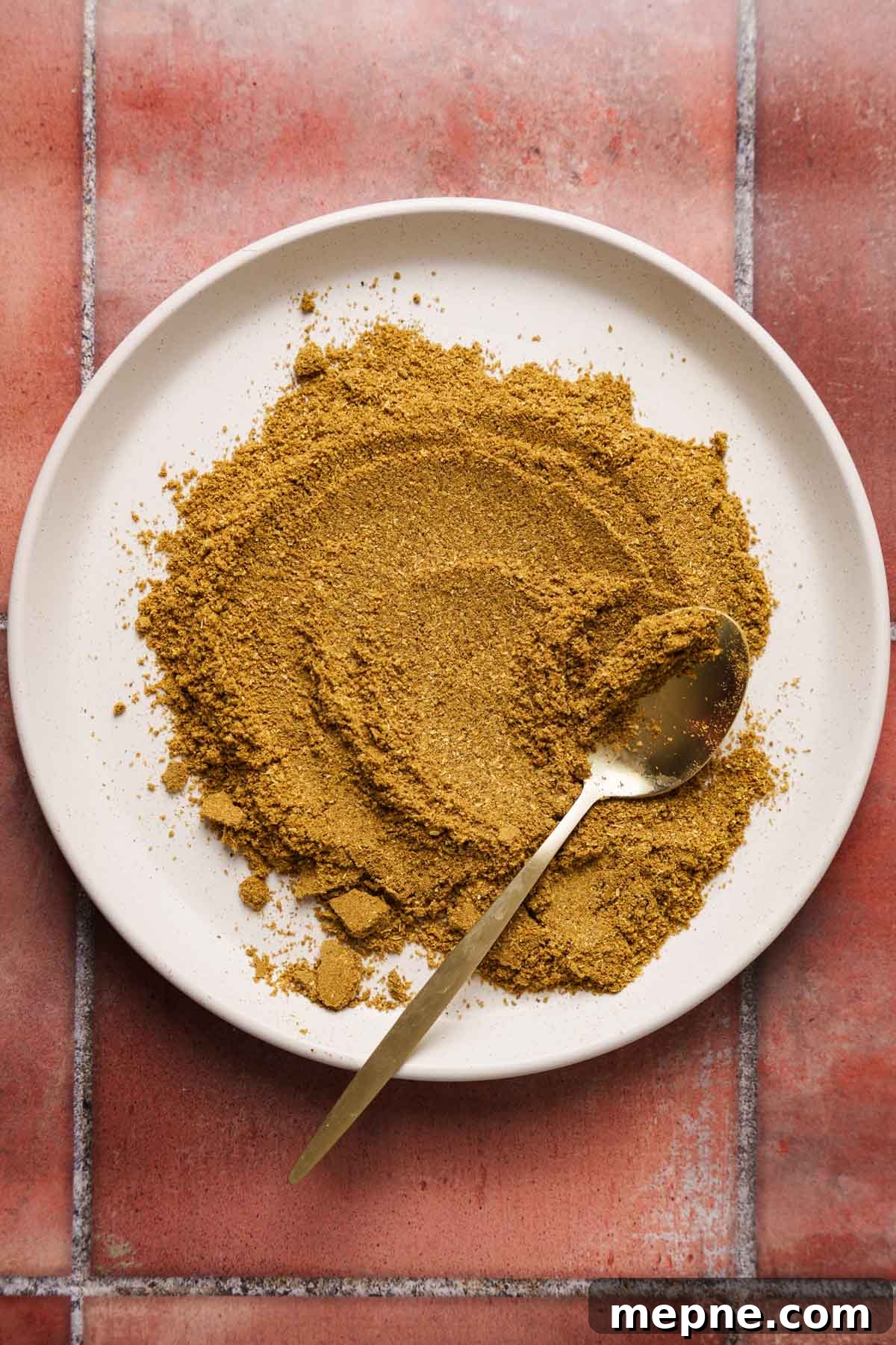 Authentic Raw Sri Lankan Curry Powder 2 Sri Lankan unroasted curry powder in a plate.