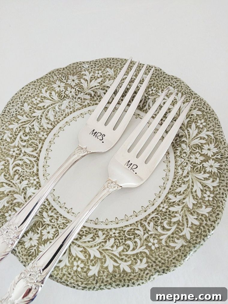 27 Wedding Gift Ideas for Newlywed Couples 19 custom silverware