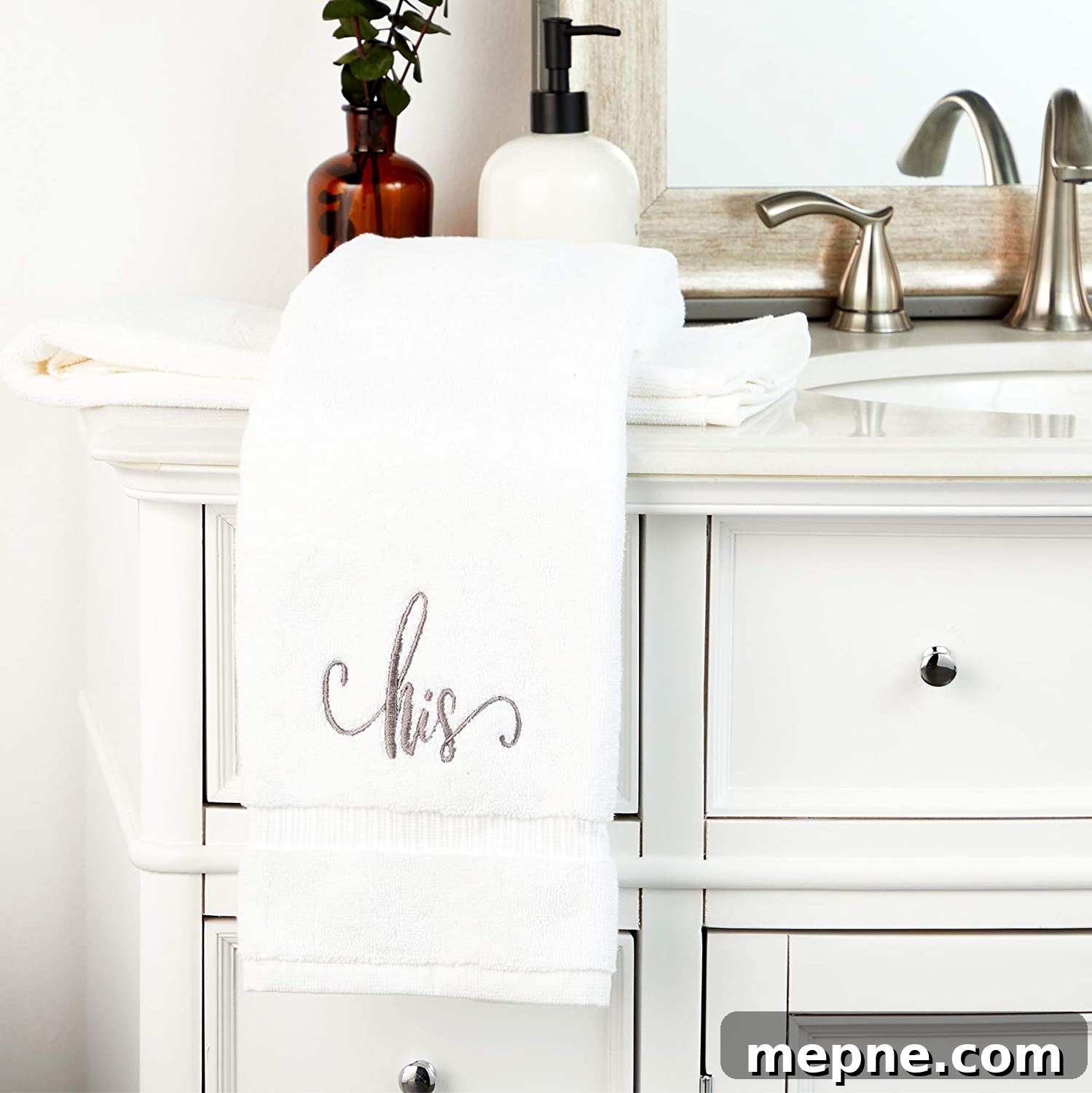 27 Wedding Gift Ideas for Newlywed Couples 26 his and his hand towels