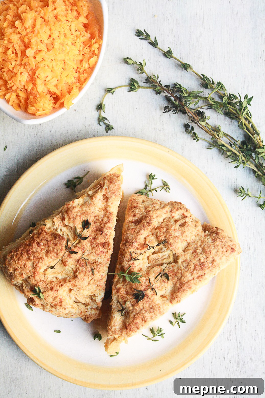 applecheddarscones4a