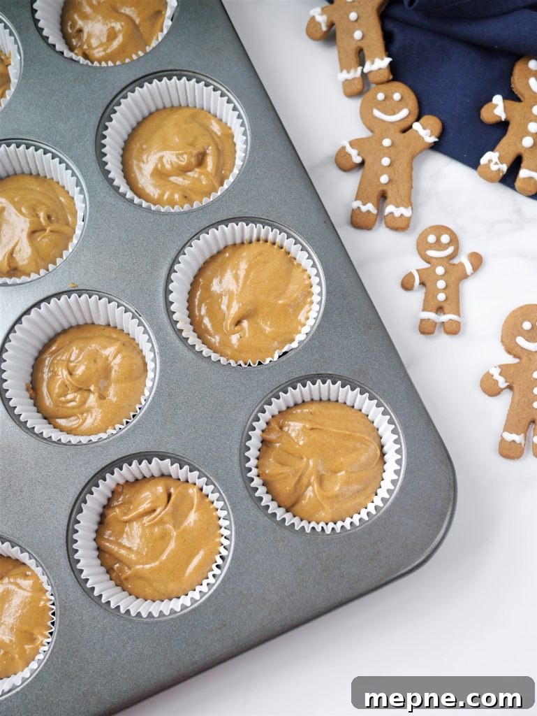 Moist Gingerbread Cupcakes with Spiced Cream Cheese Frosting 5 img 9653 4